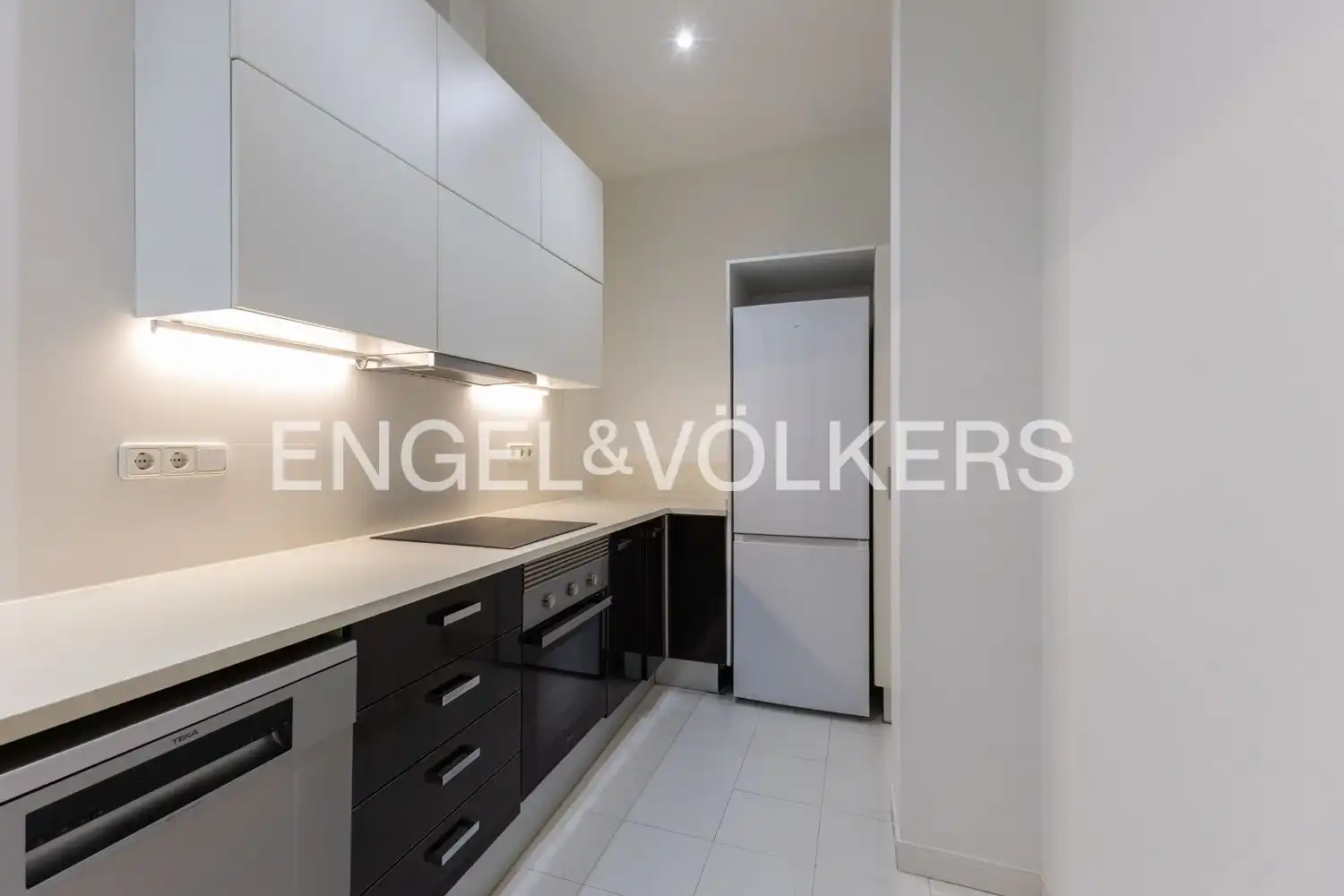 Flat with terrace to rent in Carrer del Comte d'Altea, imagen 11