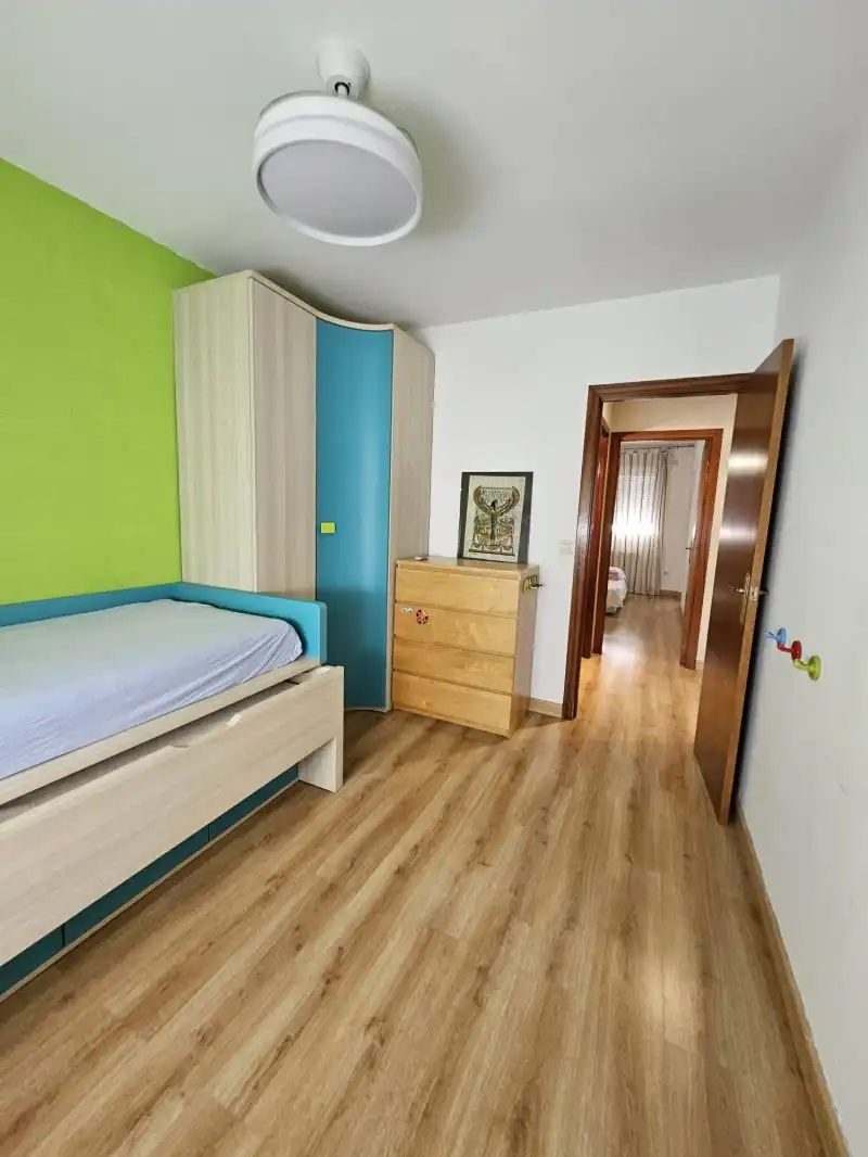 Dormitori de Casa o xalet de lloguer en Cáceres amb Aire condicionat, Calefacció i Parquet