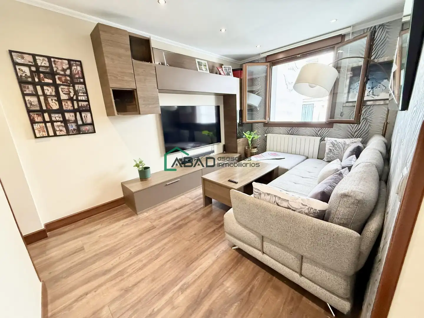 Sala de estar de Piso en venta en Bilbao  con Calefacción y Amueblado