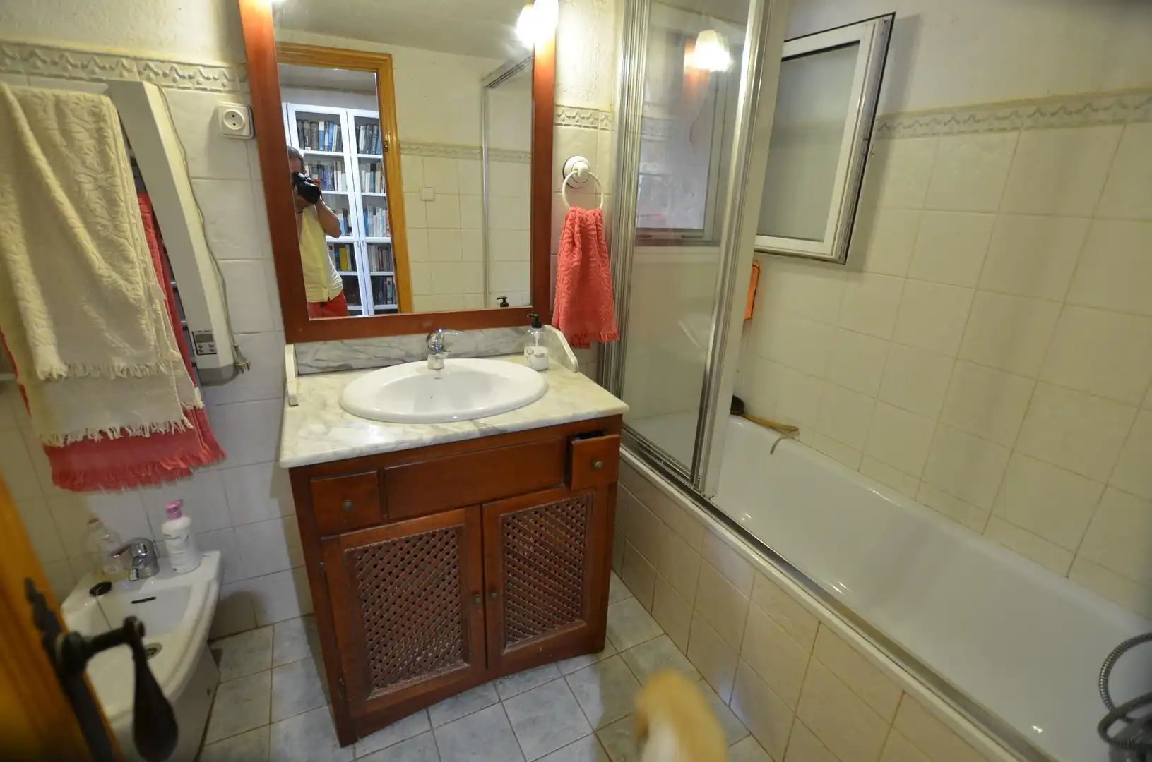 Baño de Finca rústica en venta en Tivissa con Jardín privado, Terraza y Trastero