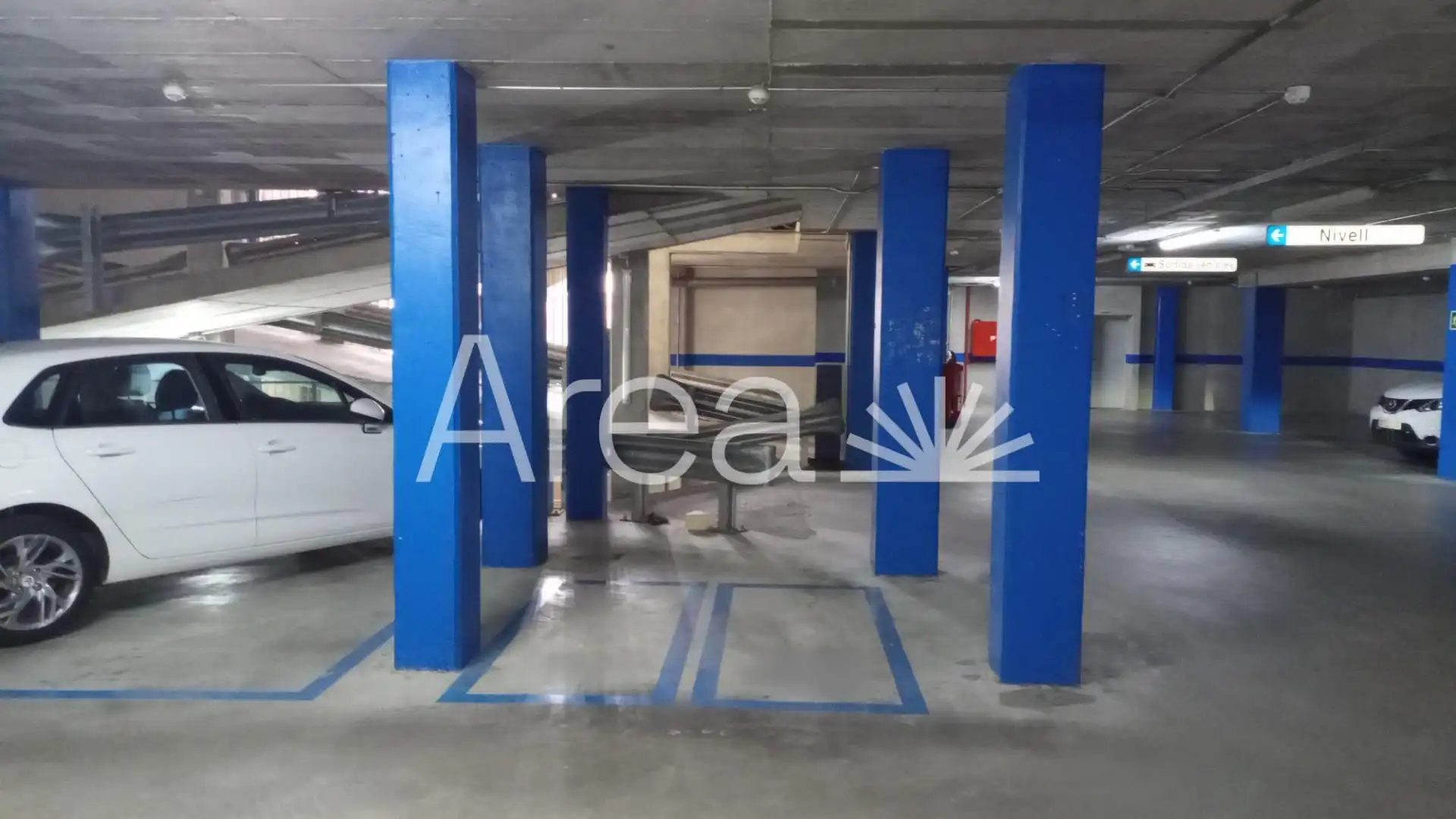 Parcheggio in vendita a Calle LLESSAMI, imagen 3