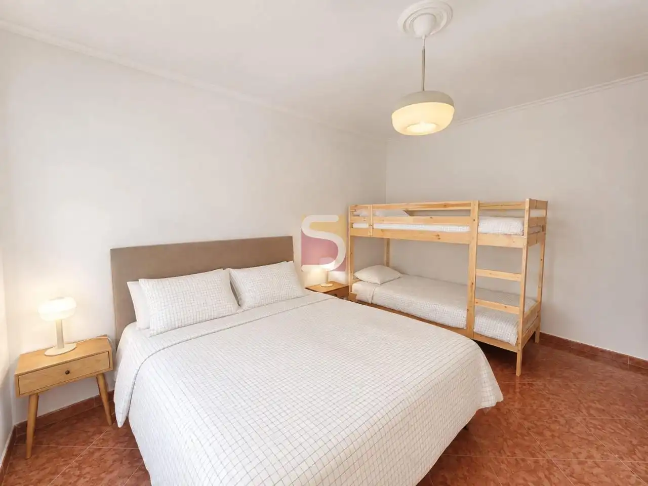 Habitación de Piso de alquiler en Nigrán con Calefacción, Terraza y Amueblado
