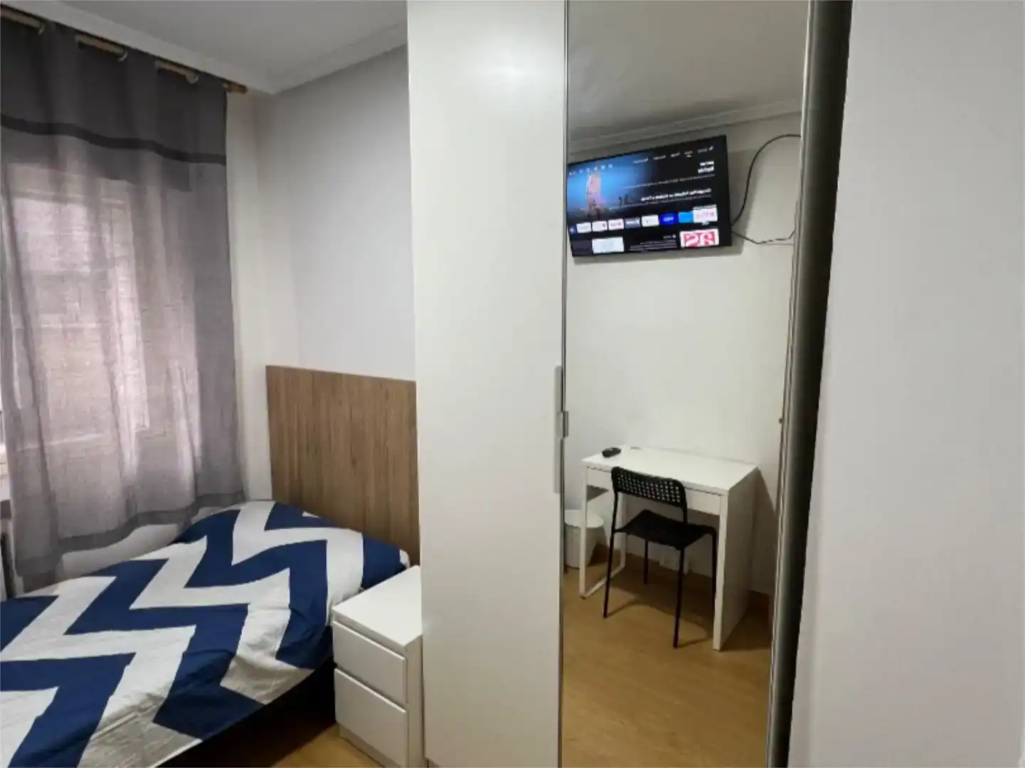 Schlafzimmer von Wohnung zur untervermieten in Versalles