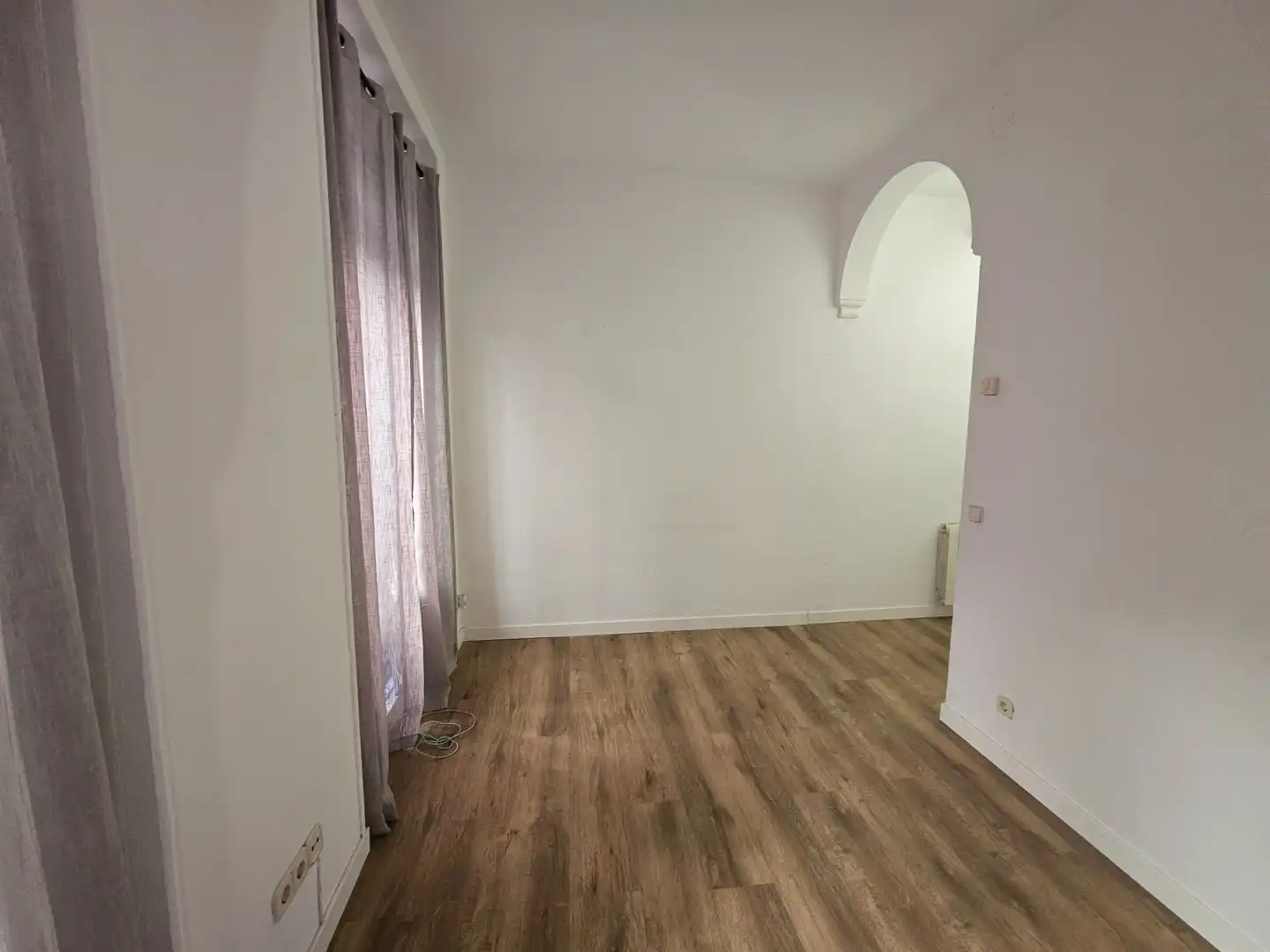 Dormitori de Apartament de lloguer en Madrid amb Calefacció