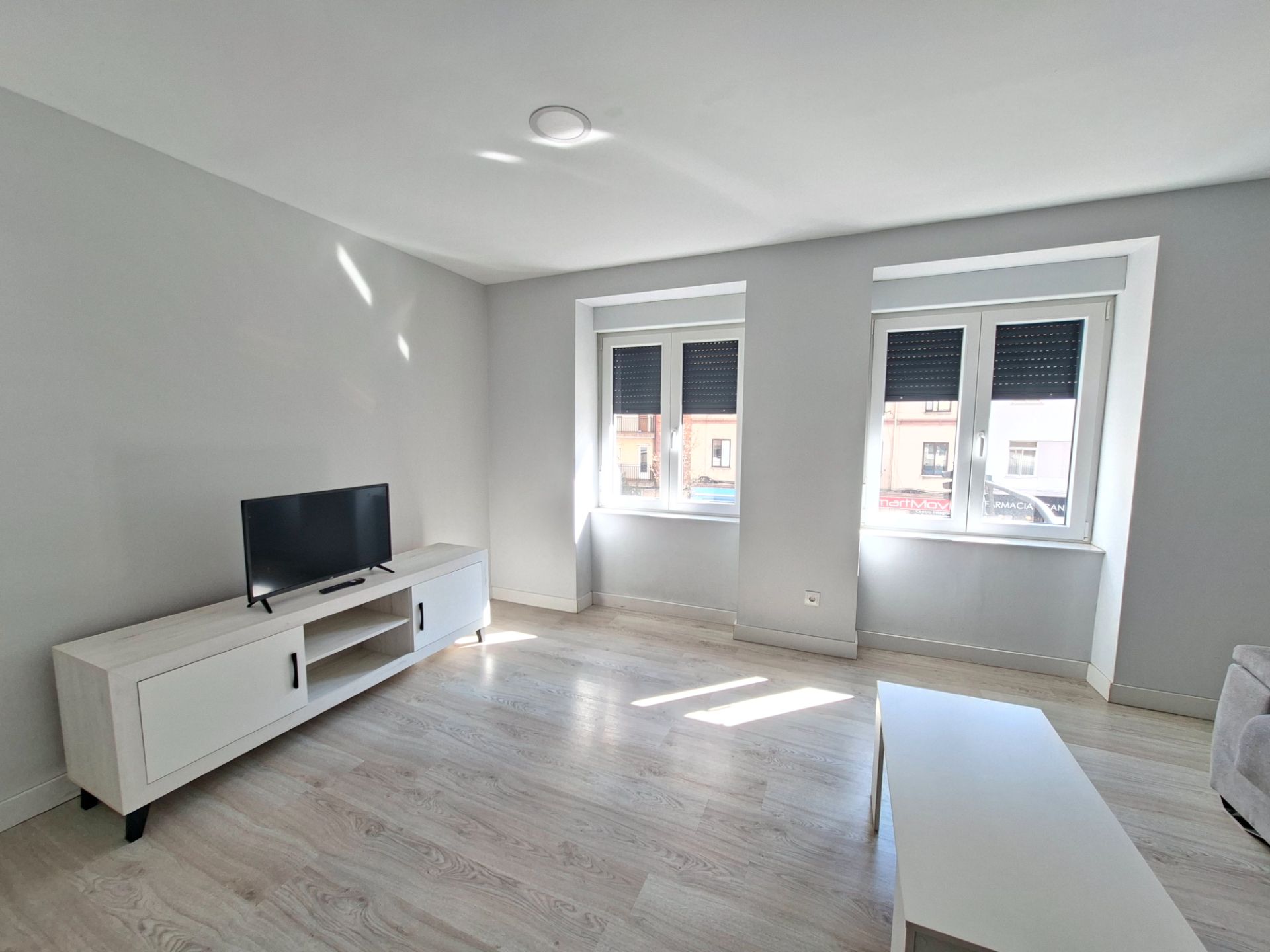 Living room of Flat for rent in Salamanca Capital  with Heating, Furnished and Oven