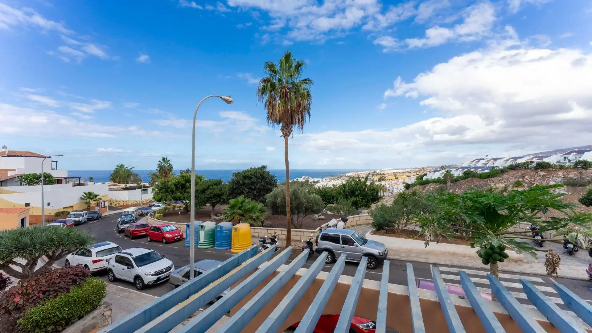 Vista exterior de Apartamento de alquiler en Adeje con Aire acondicionado, Terraza y Amueblado