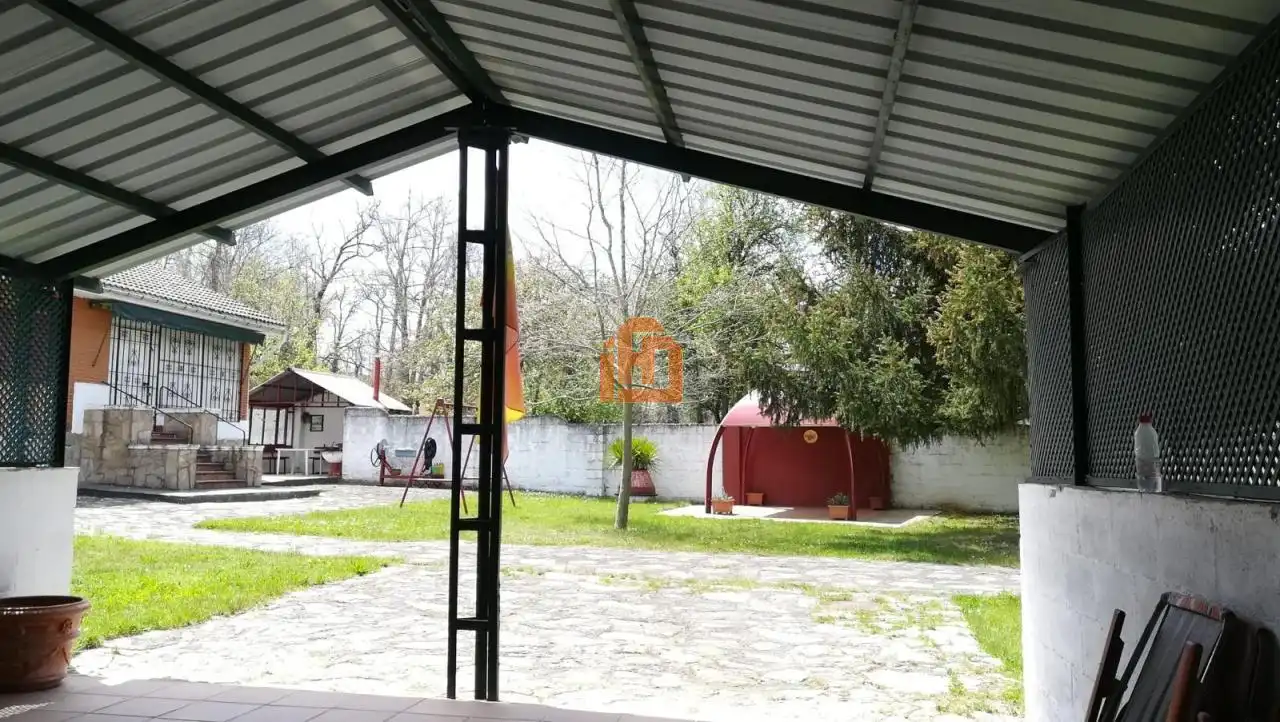 Terraza de Casa o chalet en venta en Cuadros con Jardín privado, Trastero y Amueblado