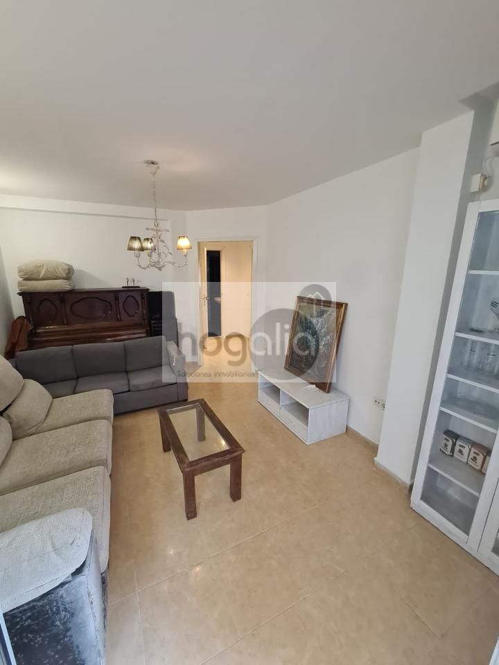 Attic to rent in Los Remedios