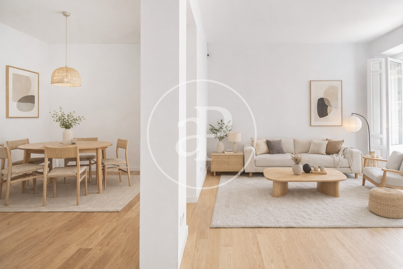 Living room of Flat for sale in  Madrid Capital  with Air Conditioner, Heating and Balcony