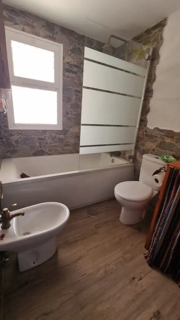 Bany de Apartament en venda en Roquetas de Mar amb Aire condicionat, Parquet i Terrassa
