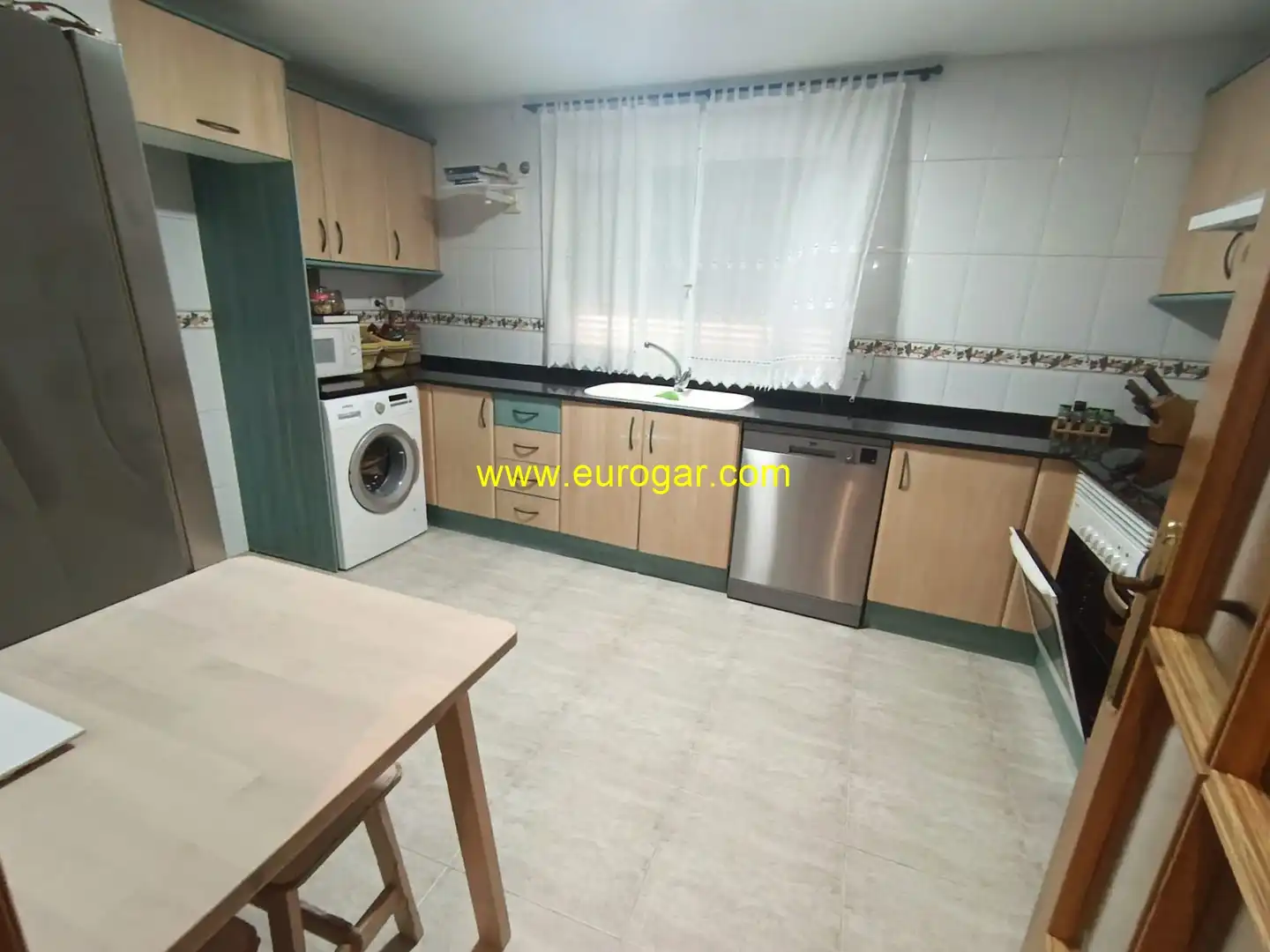 Kitchen of Duplexes for sale in Cheste, Valencia