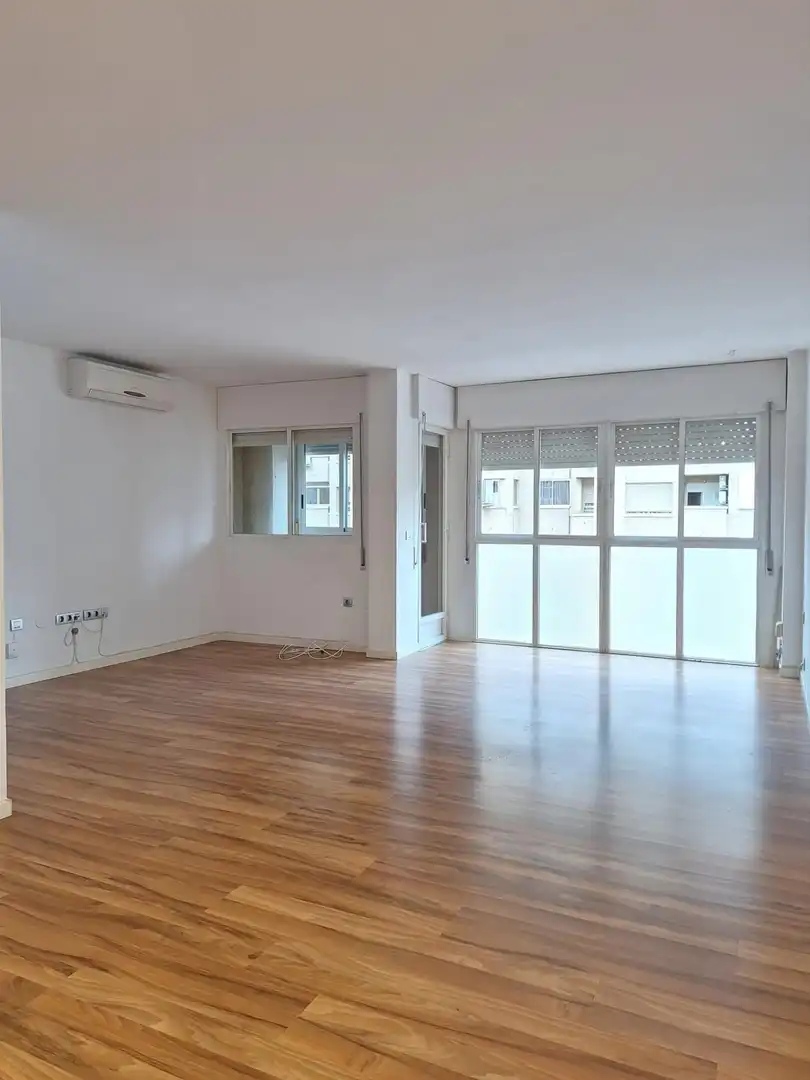 Sala de estar de Piso de alquiler en  Murcia Capital con Aire acondicionado, Terraza y Trastero