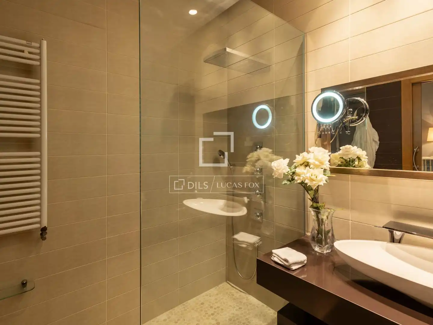 Baño de Casa o chalet en venta en Sagunto / Sagunt con Aire acondicionado, Calefacción y Jardín privado