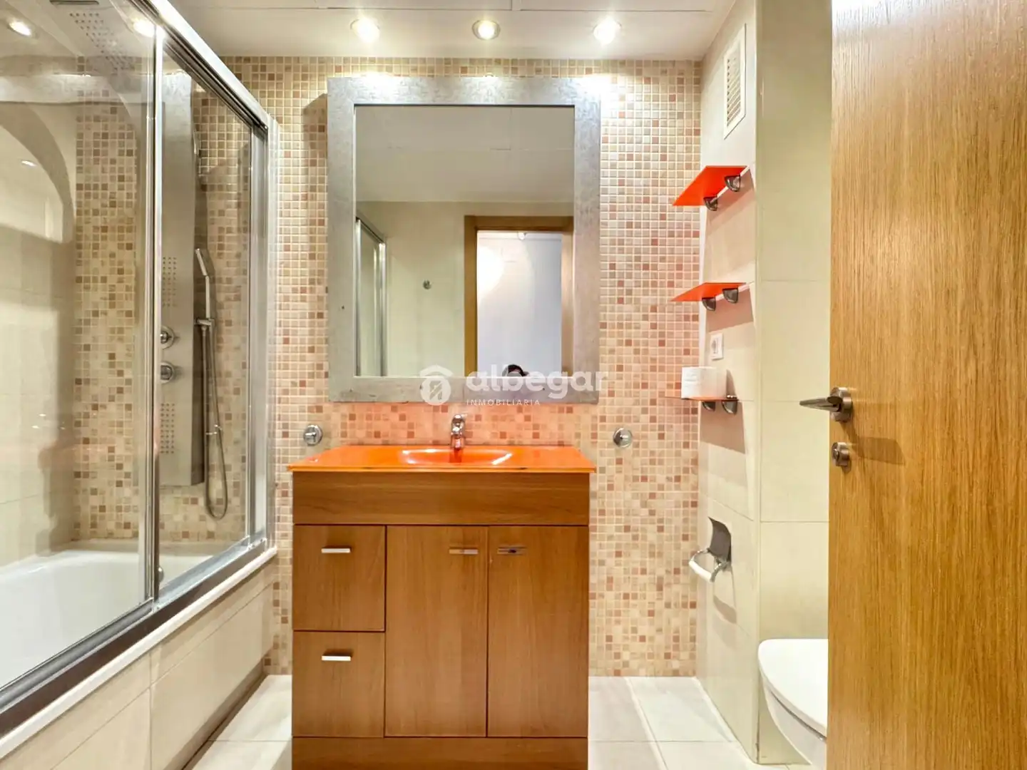 Bathroom of Duplexes for sale in Alboraya  with Air Conditioner, Heating and Parquet flooring