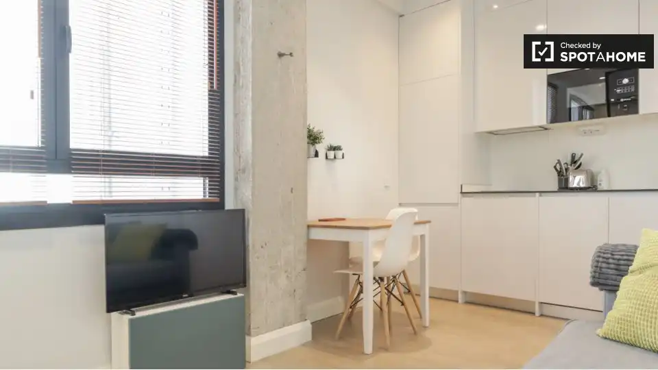 Wohnung zur Miete in Centro, imagen 5