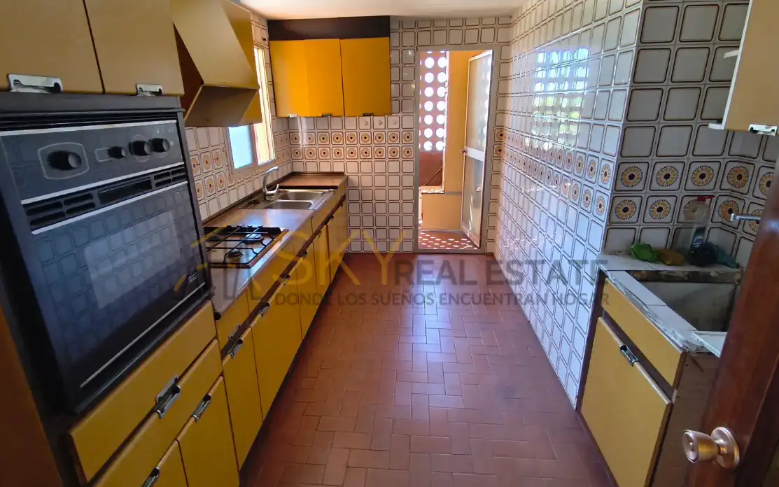 Kitchen of Flat for sale in Valencia  with Air Conditioner, Heating and Terrace