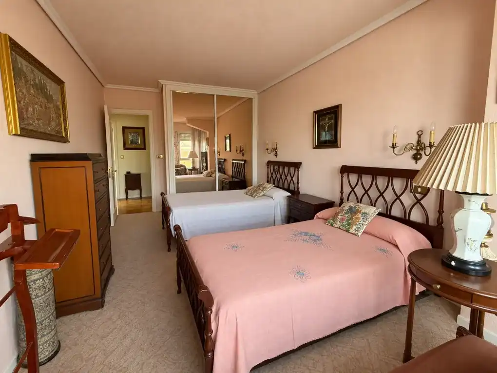 Flat with lift for sale in Avenida de los Castros, imagen 31