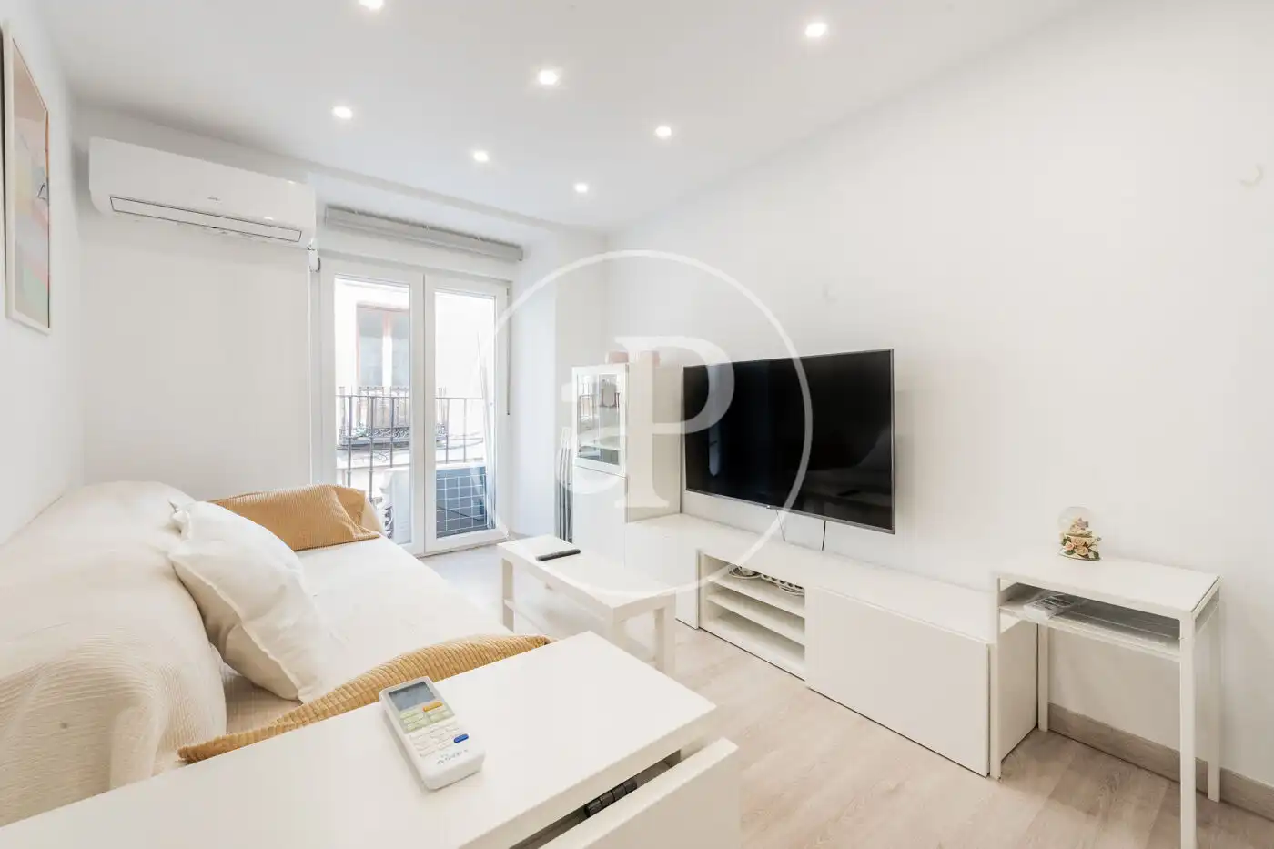 Flat for rent in Corre. Alta de San Pablo, Universidad - Malasaña