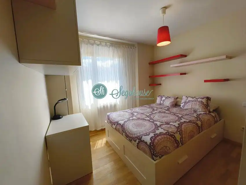 Habitación de Piso en venta en Torrecaballeros con Calefacción y Internet