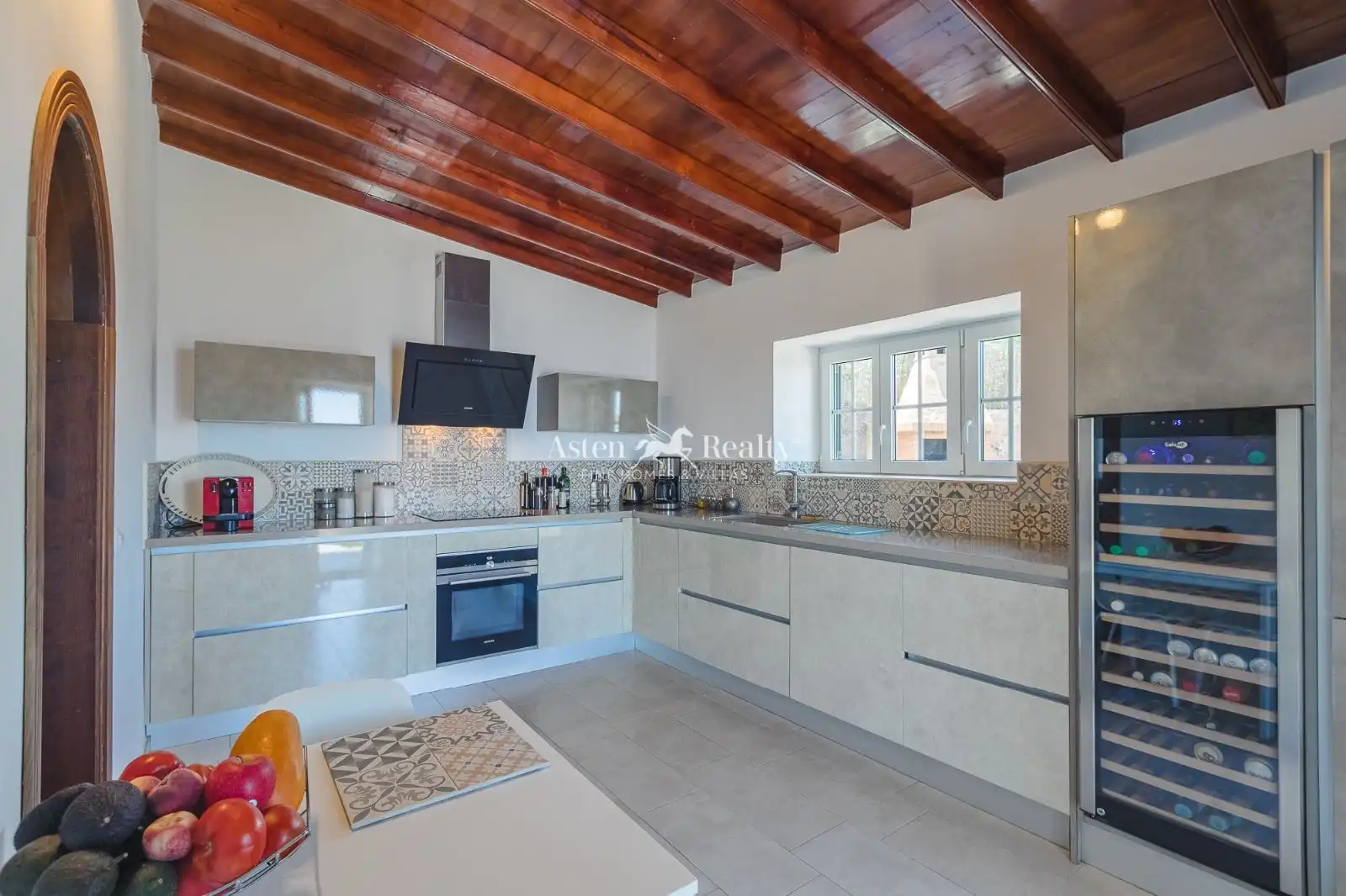 Cuina de Casa o xalet en venda en La Victoria de Acentejo amb Jardí privat, Terrassa i Traster