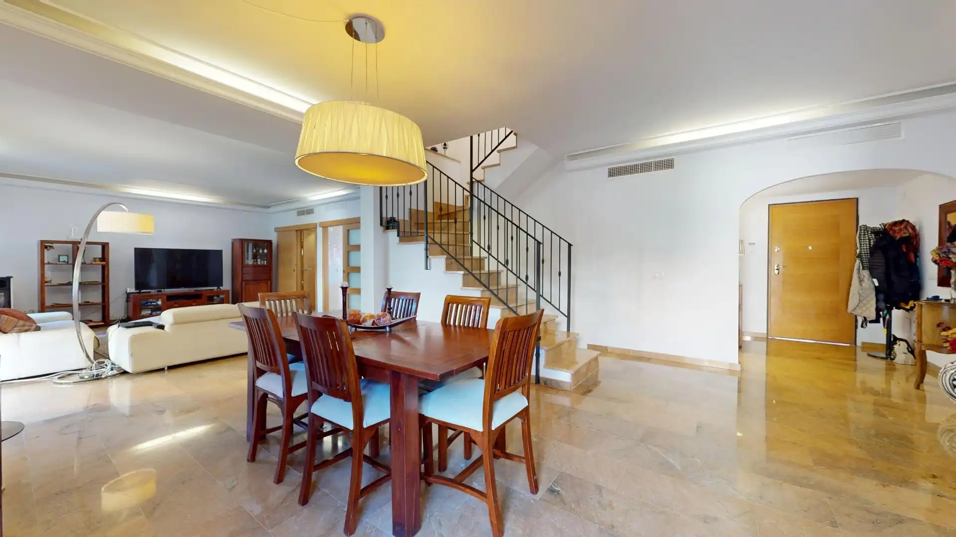 Menjador de Casa o xalet en venda en  Palma de Mallorca amb Aire condicionat, Jardí privat i Piscina