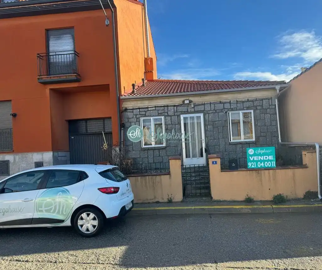 Exterior view of Houses for sale in Segovia  with Heating and Terrace
