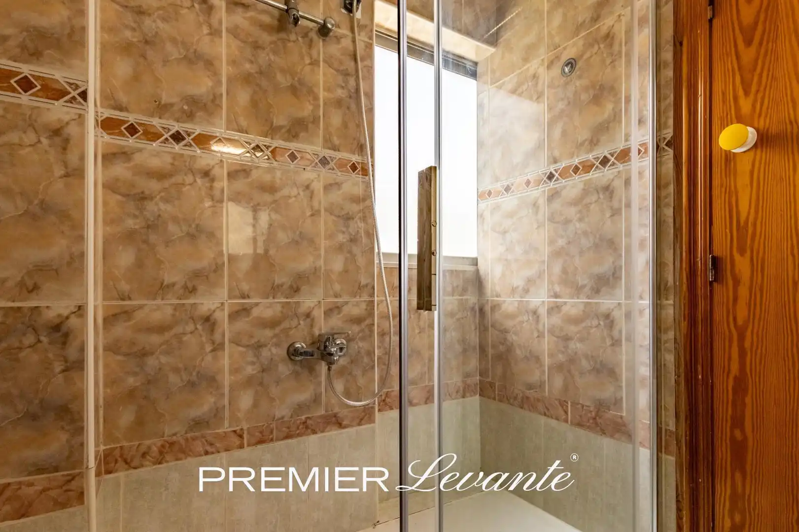Bathroom of Flat for sale in Elda  with Air Conditioner