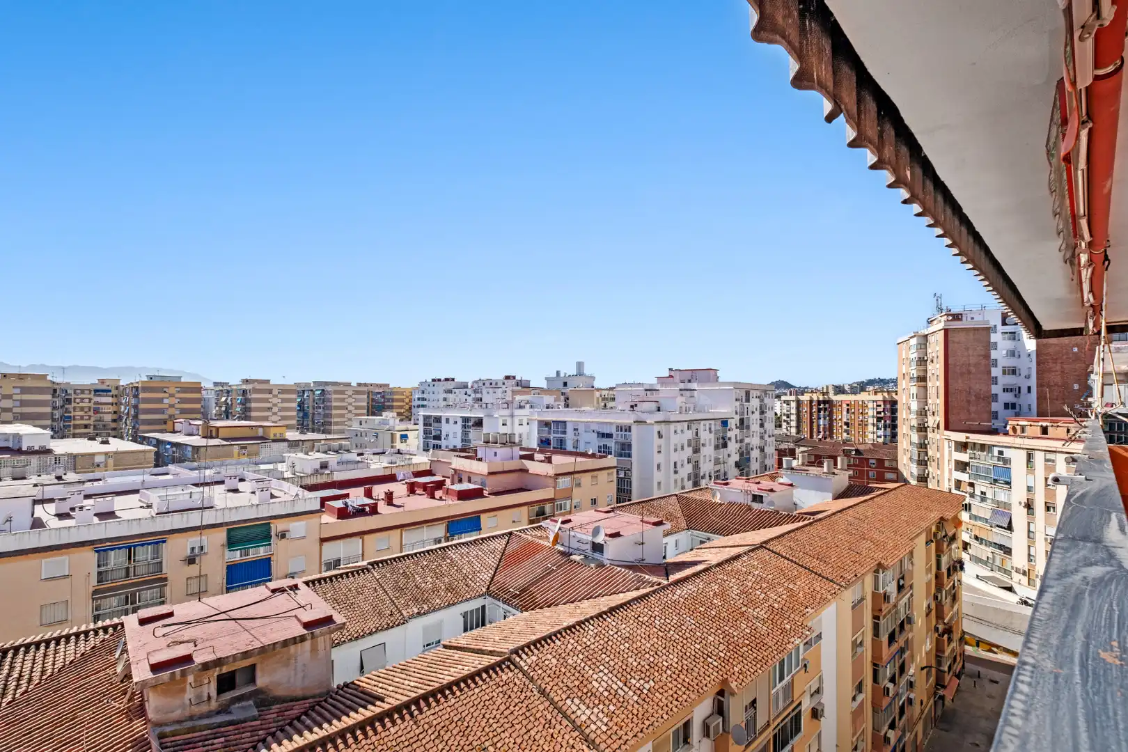 Vista exterior de Pis de lloguer en Málaga amb Terrassa i Moblat