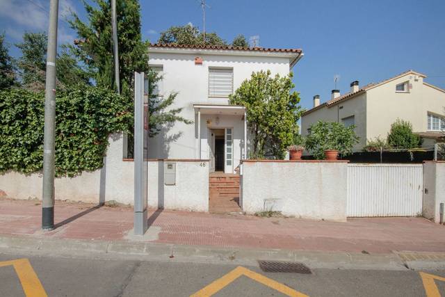 Casa-chalet en Venta en C/ Oceanía en Can Parellada