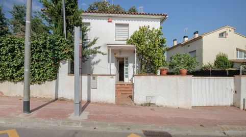 Solvia Inmobiliaria  Chalet independiente Terrassa