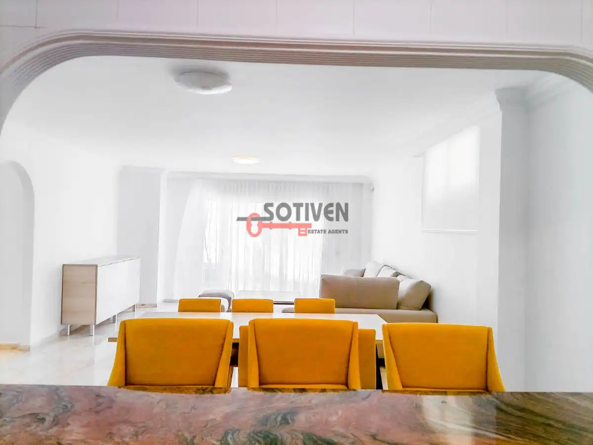 Sala de estar de Apartamento de alquiler en Acantilados de Los Gigantes
