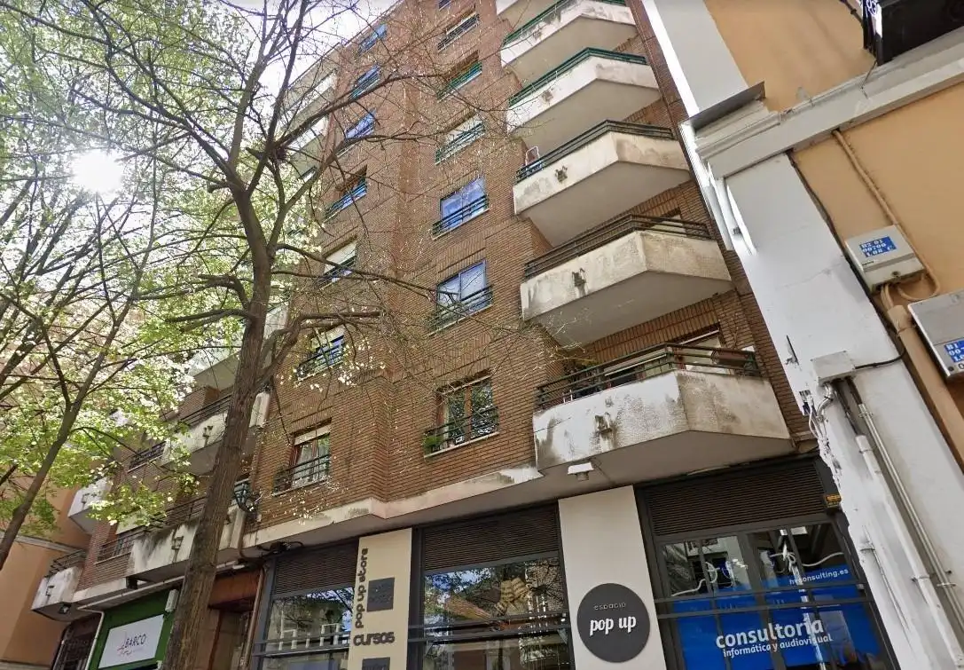 Piso con terraza en venta en Plaza SALVADOR, imagen 2