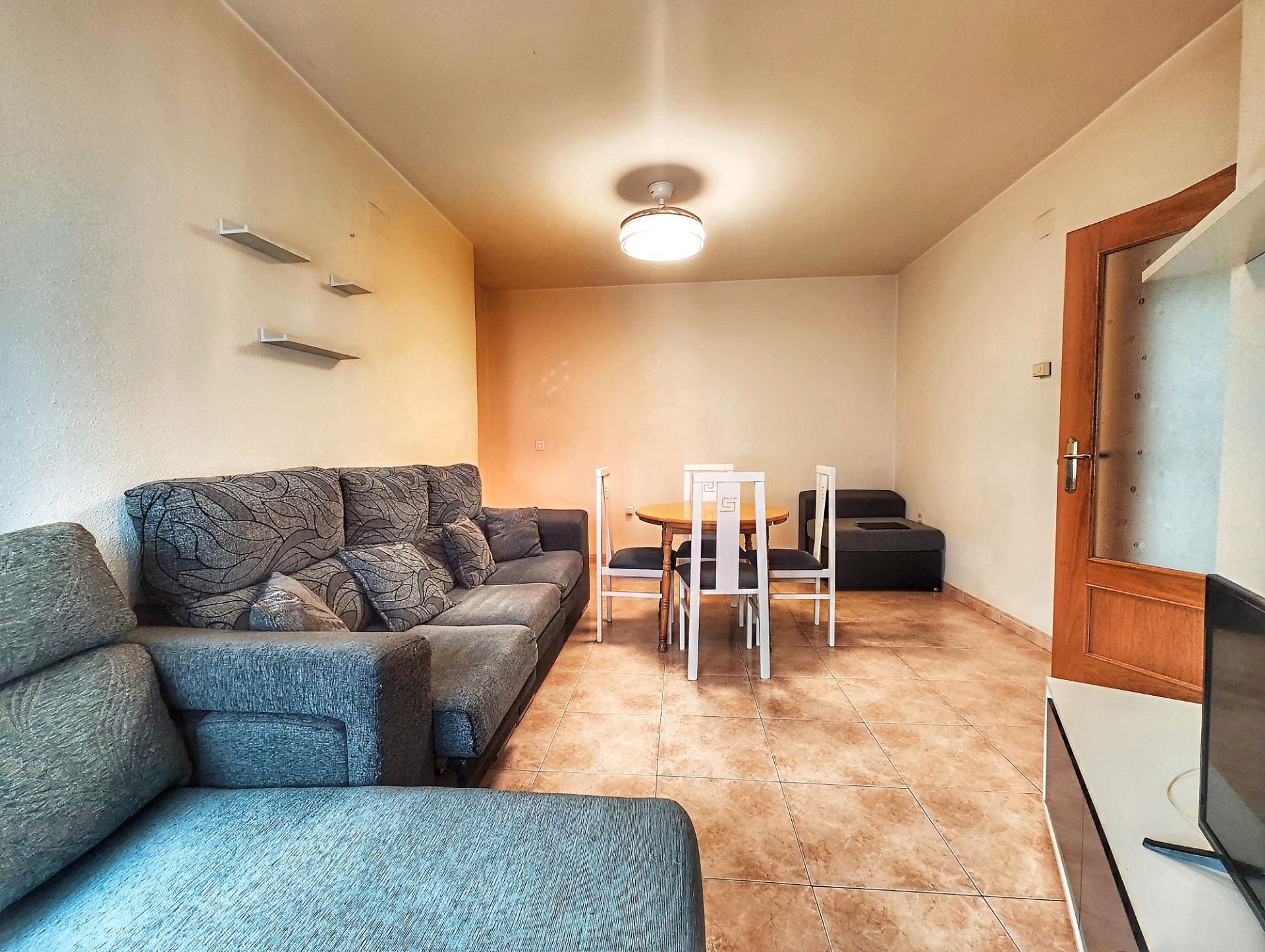 Sala d'estar de Pis en venda en Puertollano amb Calefacció i Moblat