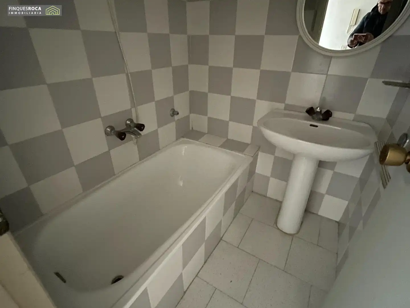 Badezimmer von Wohnungen zum Verkauf in Alcanar mit Privatgarten, Terrasse und Alarm
