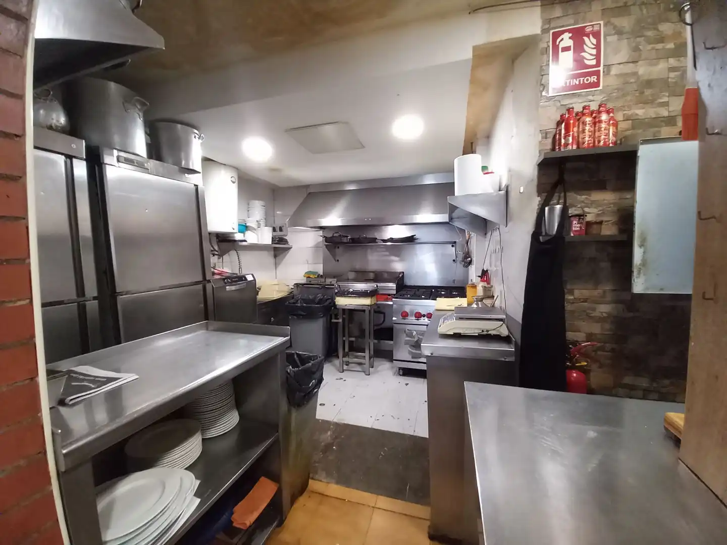 Cocina de Local en venta en Barcelona con Aire acondicionado y Amueblado