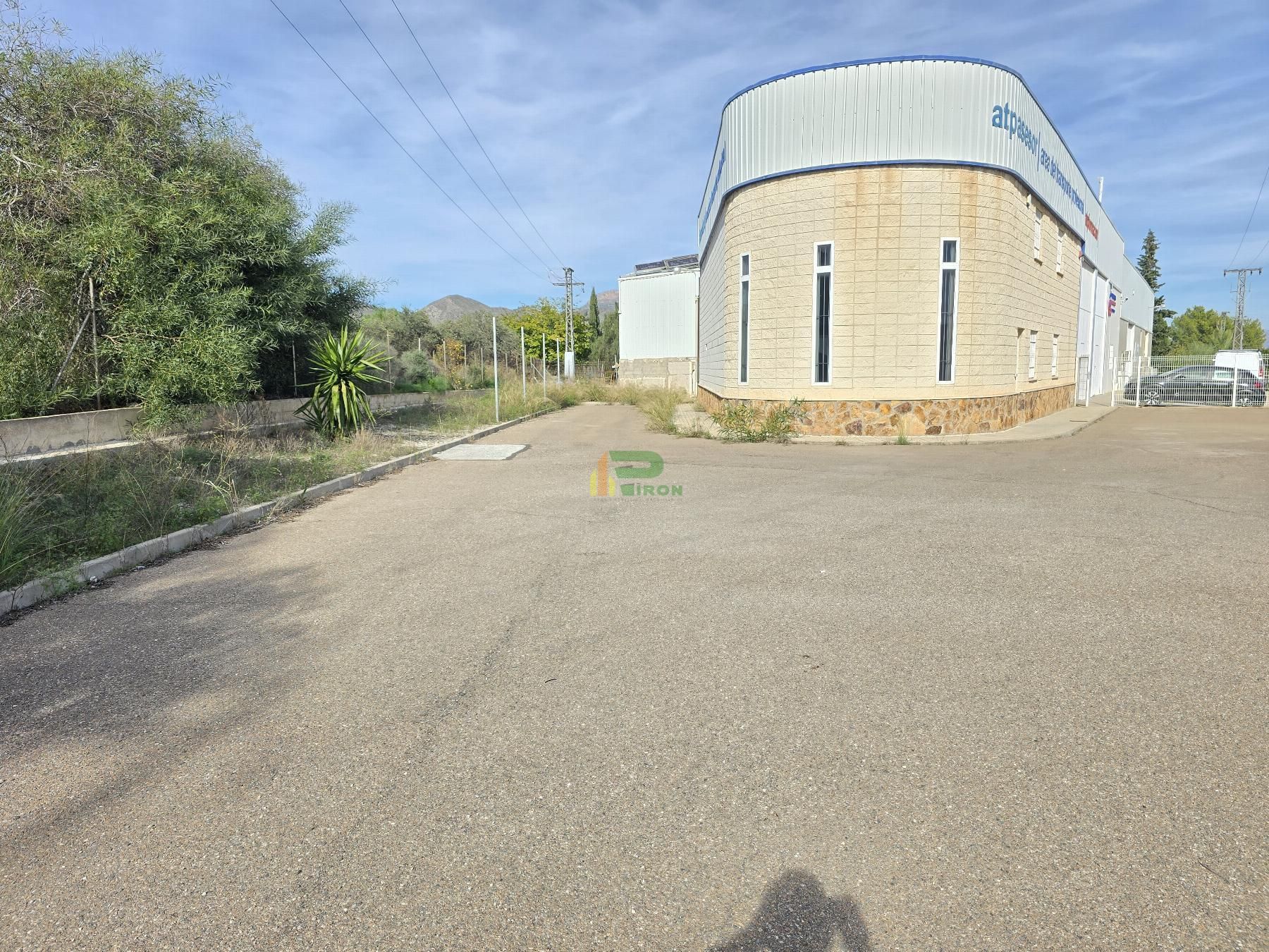 Nau industrial de lloguer en Lorca