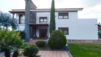 Exterior view of House or chalet for sale in Valdemorillo  with Terrace and Swimming Pool