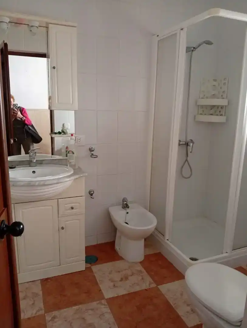 Baño de Casa adosada en venta en Benacazón con Aire acondicionado