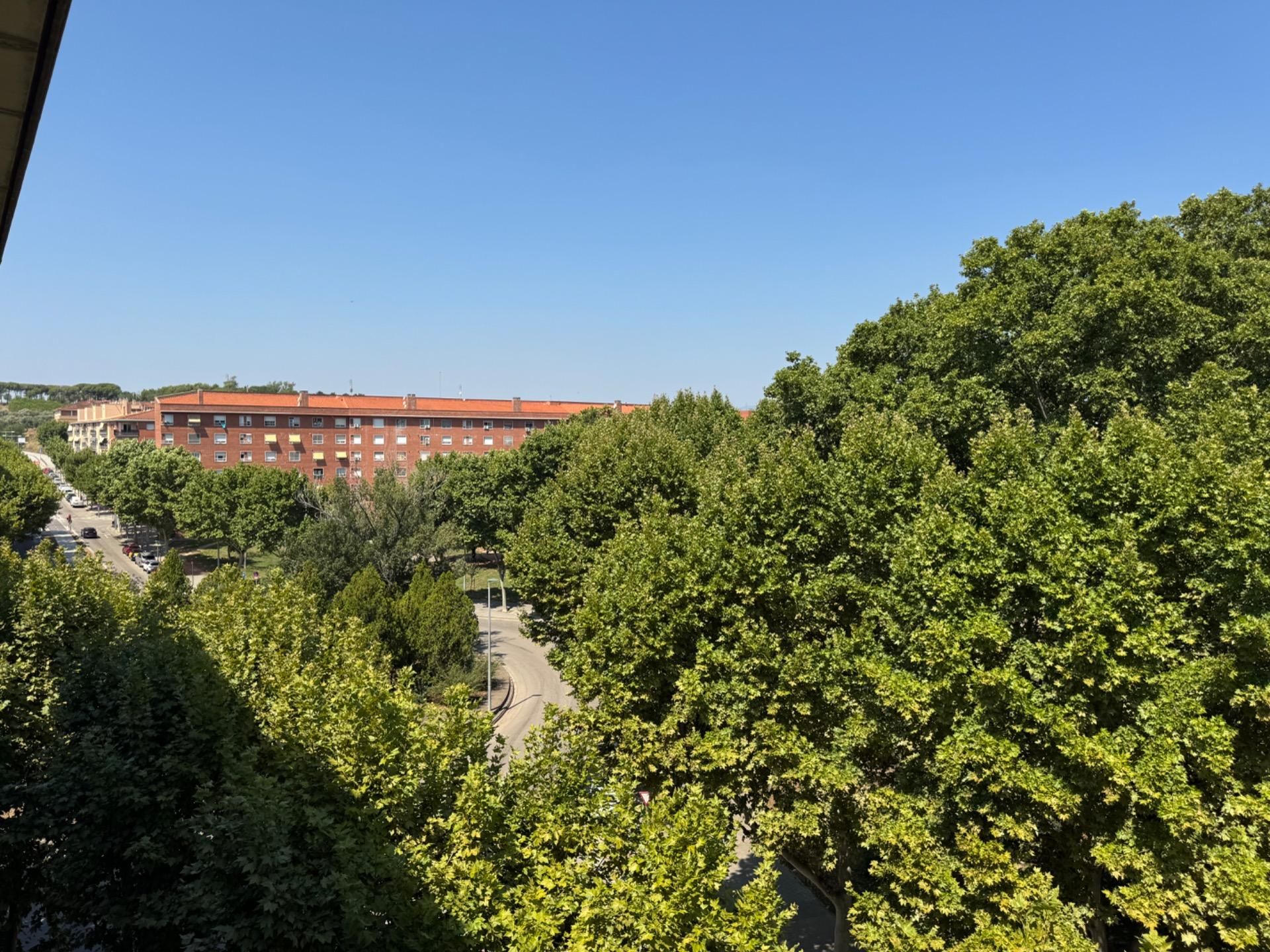 Vista exterior de Pis en venda en Mollet del Vallès amb Calefacció i Balcó