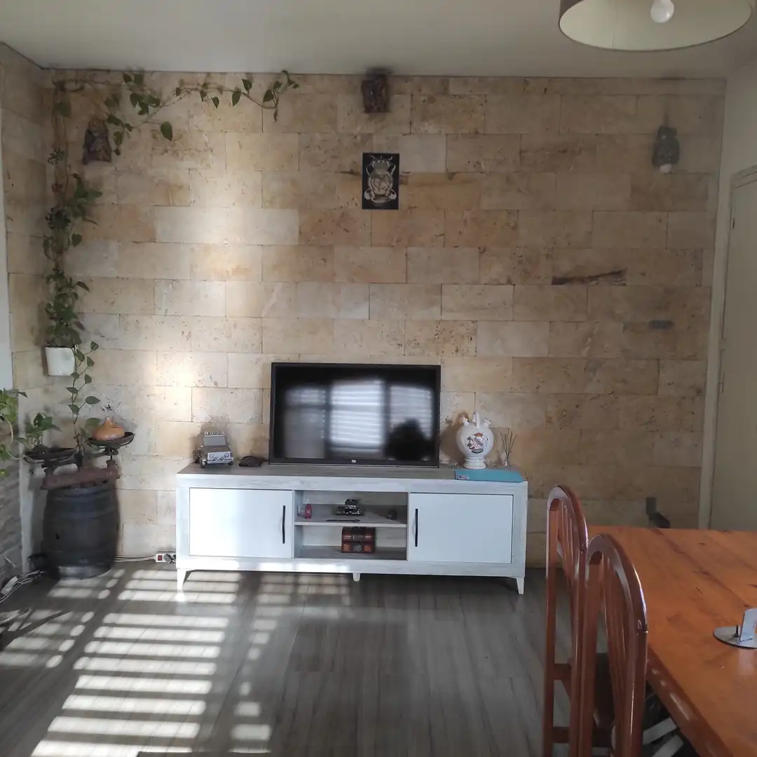 Sala d'estar de Casa o xalet en venda en Riells i Viabrea amb Aire condicionat, Calefacció i Jardí privat
