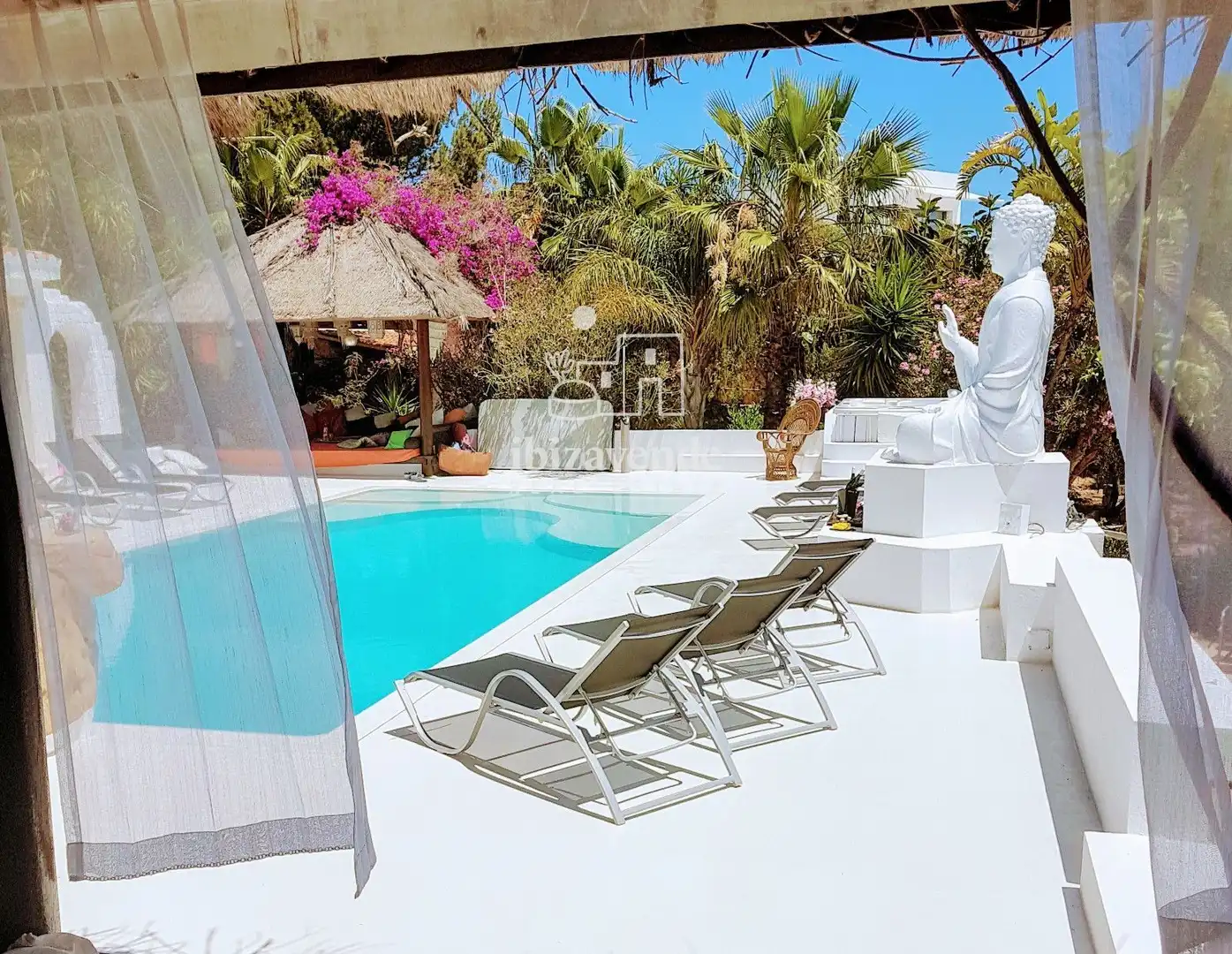 Swimming pool of Houses for sale in Santa Eulària des Riu  with Air Conditioner, Private garden and Terrace