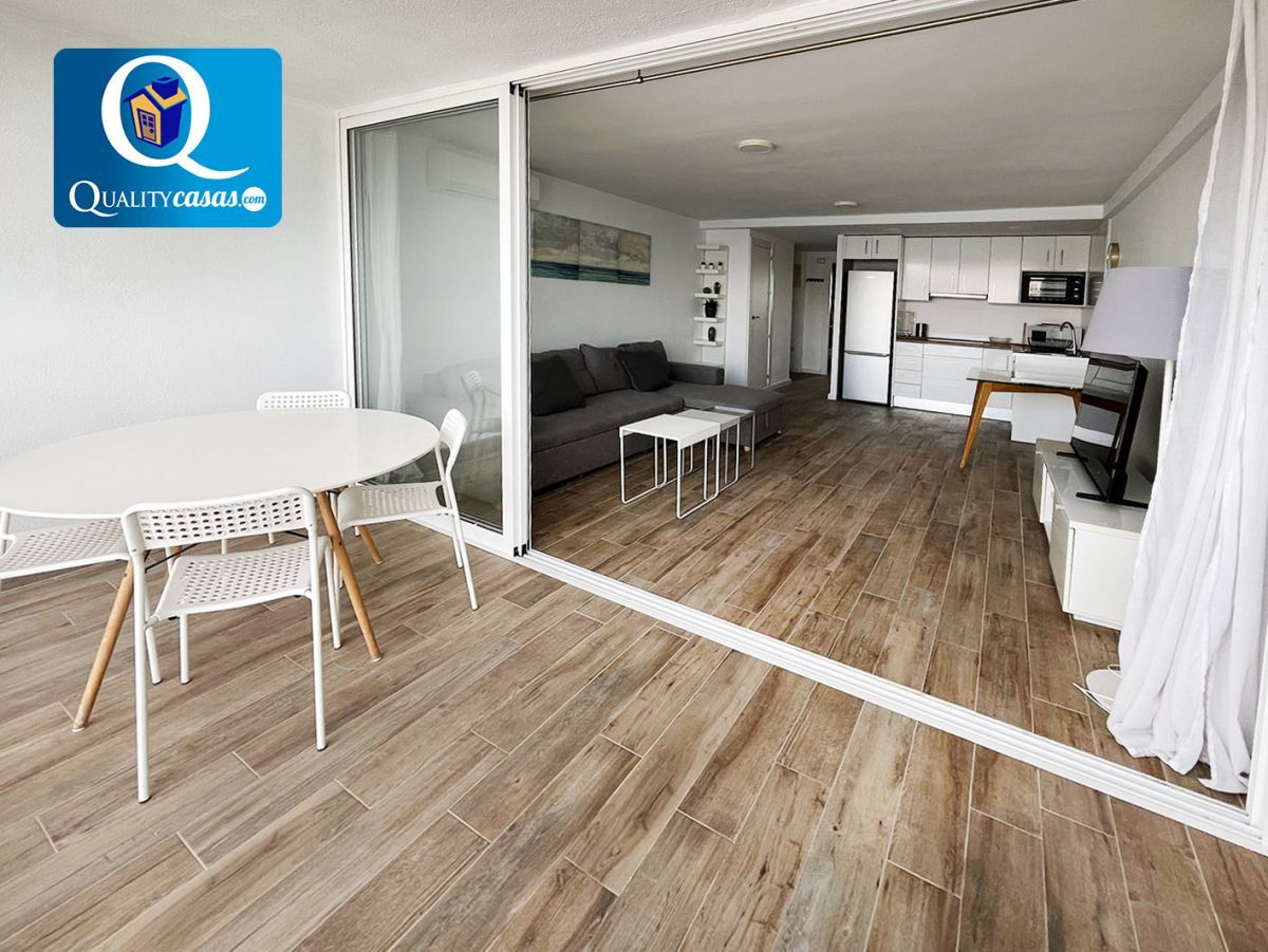 Sala d'estar de Apartament en venda en Alicante / Alacant amb Aire condicionat, Calefacció i Terrassa