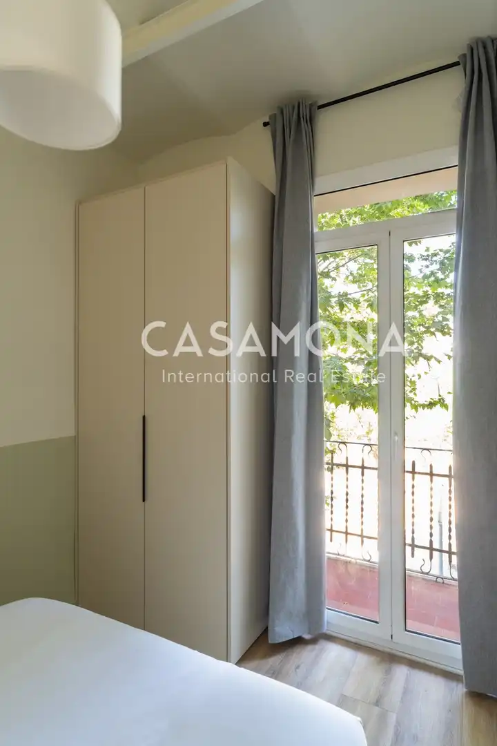Exterior view of Apartments for rent in Sant Martí