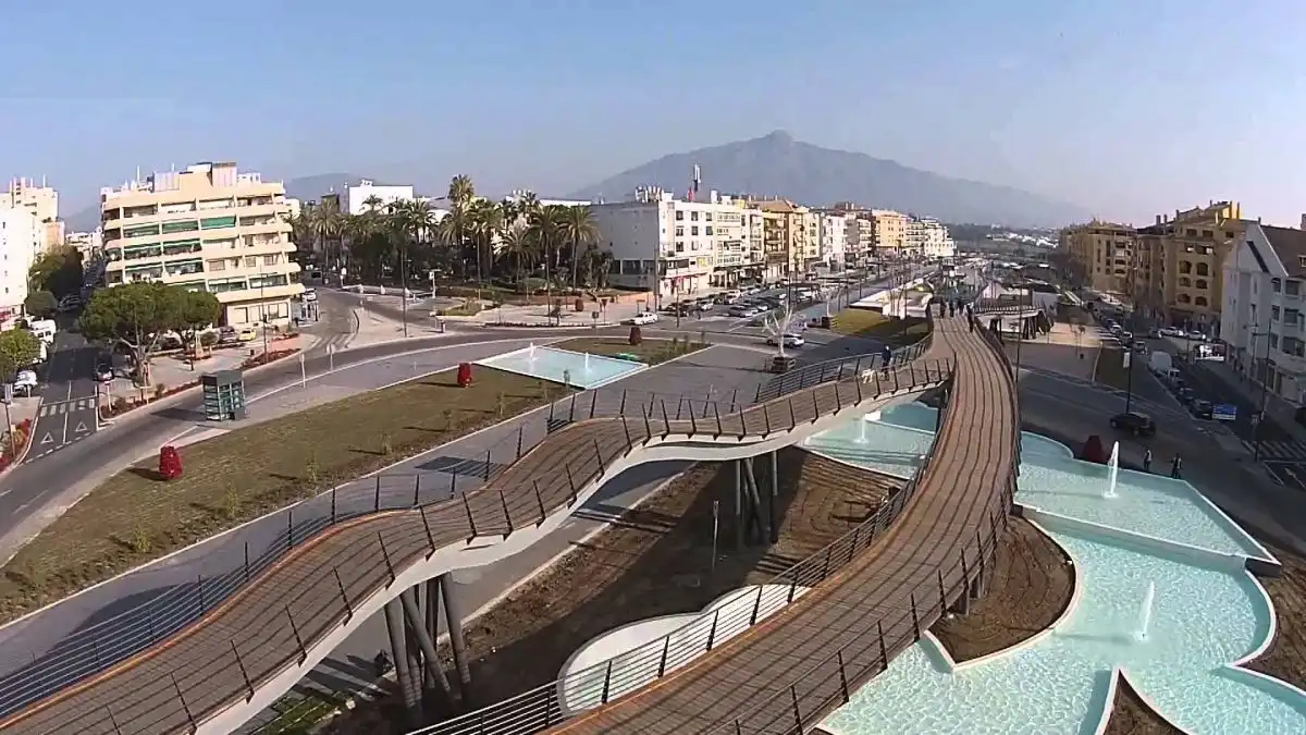 Vista exterior de Piso en venta en Marbella con Calefacción