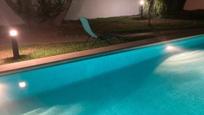 Piscina de Casa o xalet en venda en Chiclana de la Frontera amb Aire condicionat, Calefacció i Jardí privat