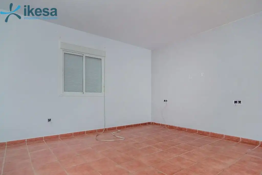 Habitación de Casa o chalet en venta en Chiclana de la Frontera con Jardín privado y Piscina comunitaria