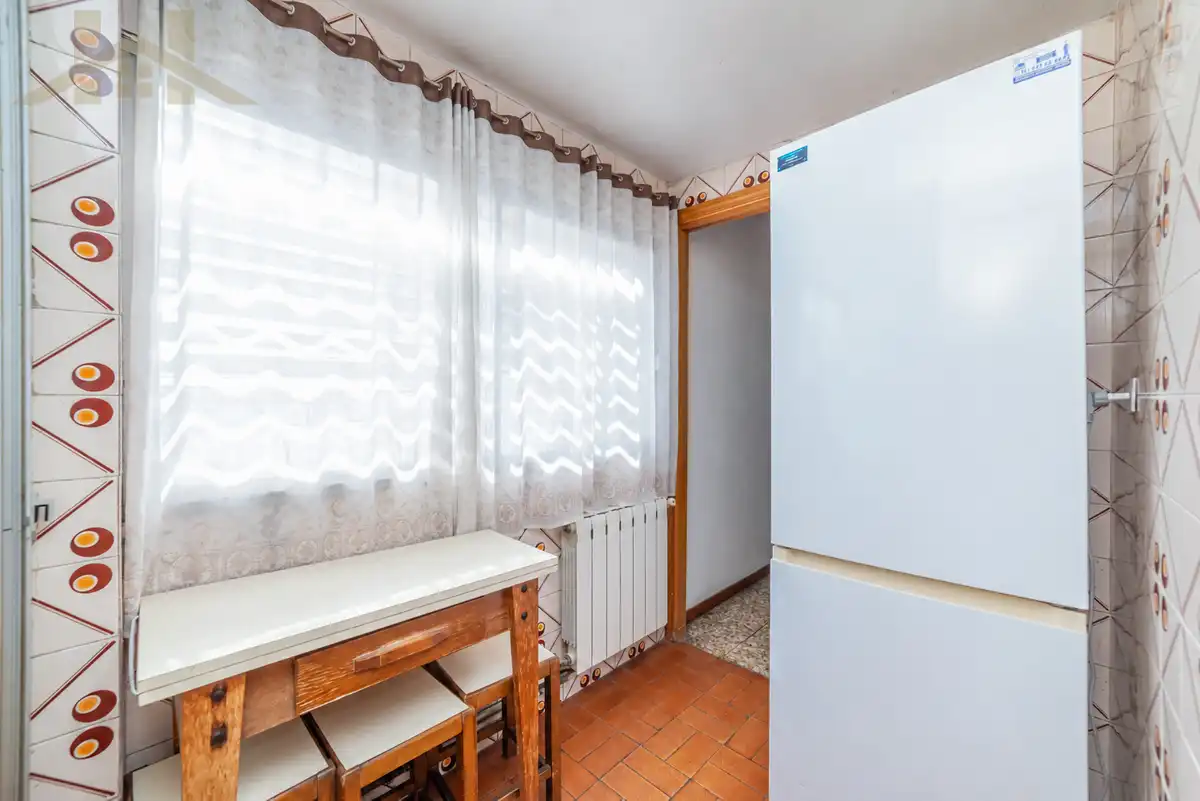 Cuina de Pis en venda en Fuenlabrada amb Calefacció, Parquet i Traster