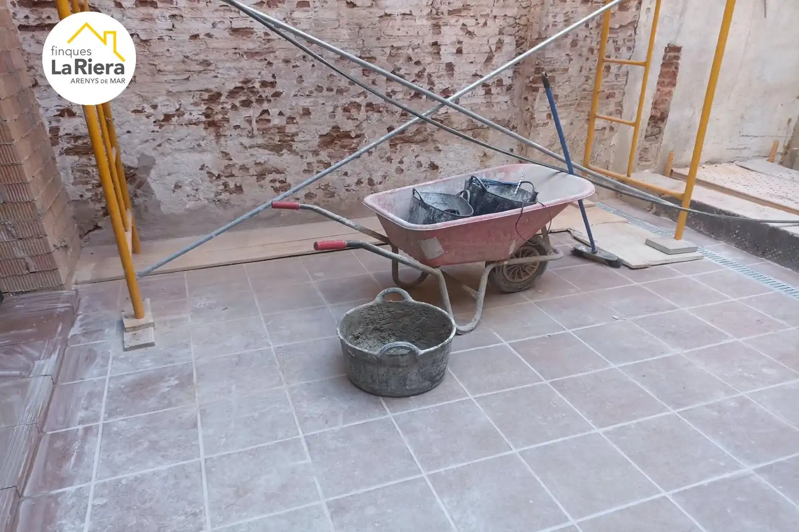 Ground floor for sale in Arenys de Mar  with Heating, Terrace and Balcony