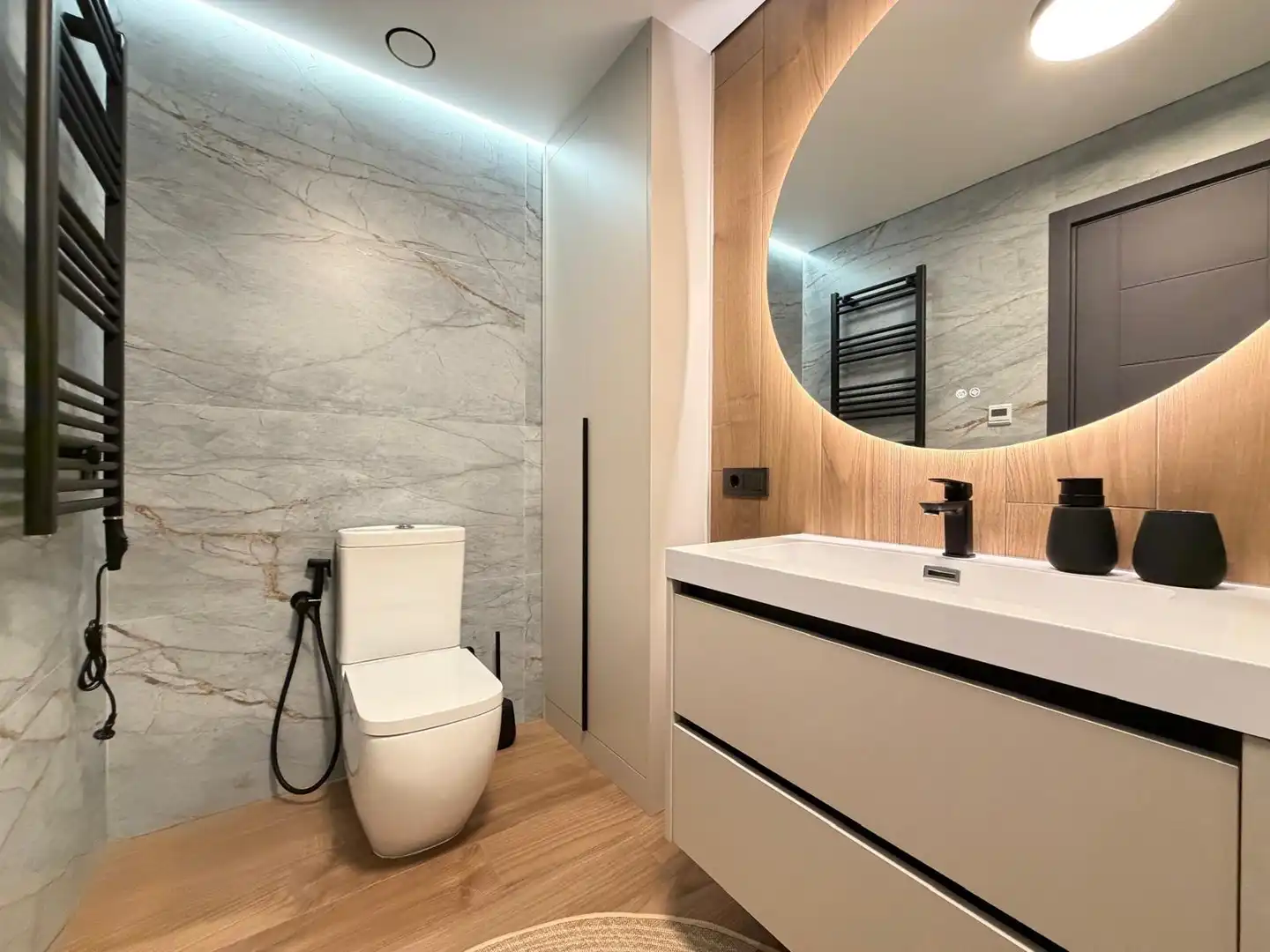 Bathroom of Houses for sale in Torrevieja  with Air Conditioner, Heating and Private garden