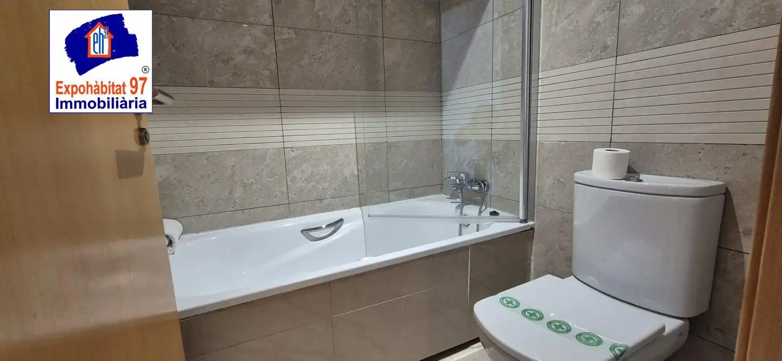 Bany de Apartament en venda en Salou amb Calefacció, Jardí privat i Terrassa